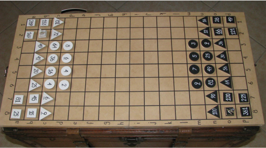 O xadrez japonês (Shogi). Distinto de cada um dos jogos anteriores