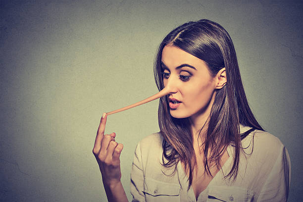 10 formas de saber se alguém está mentindo